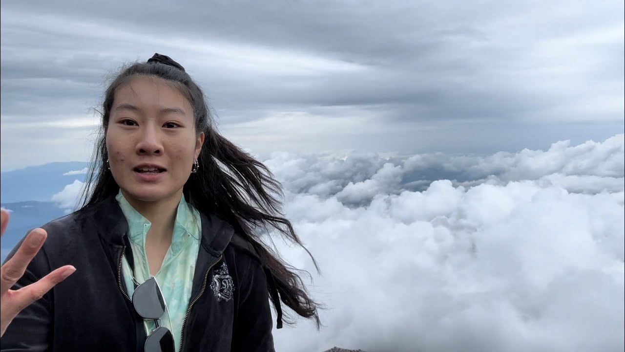 En Route to Mount Fuji Summit 富士山登頂探日出之旅