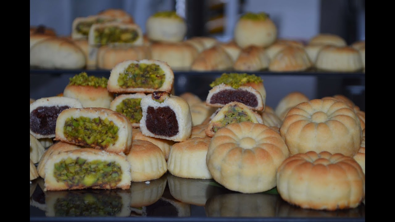 معمول طحين و قراص بعجوة و كرابيج بالطحين  حلويات العيد بطريقة الجاهز  طعم شي نظم