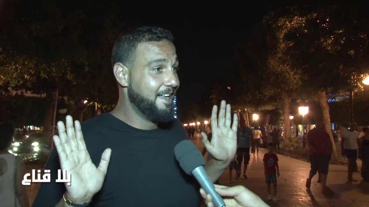 bila kinaa|كيف يعامل التوانسة في الخليج شاب أراد الإرتباط بفتاة قطرية فأطردوه من العمل ثم رحلوه