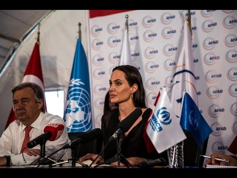 Angelina Jolie Pitt on World Refugee Day 2015, in Turkey