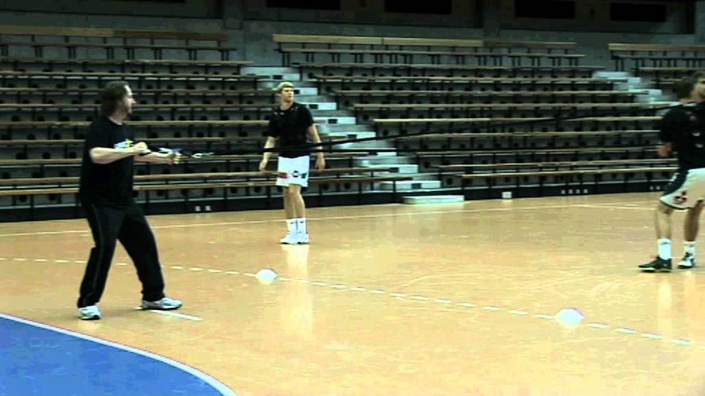 HandballTraining 1Vest Abwehr Übung 1 YouTube