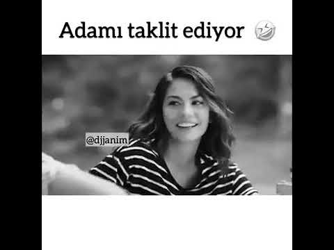 ADAMI TAKLİT EDİYOR 😂