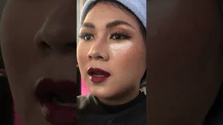 Cara Mengaplikasikan Bedak Tabur yang Benar