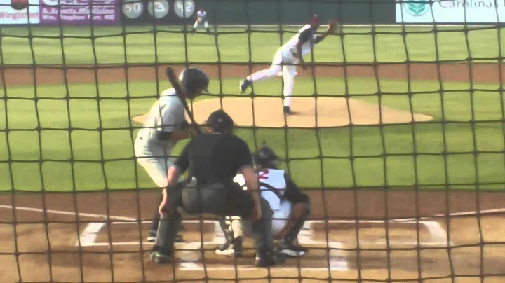 Kannapolis RHP Euclides Leyer vs  West Virginia 3B...