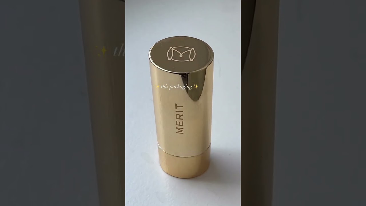 Achieve a natural sunkissed glow with MERIT BEAUTY’s bronze balm! 🌞💋 This sheer, lightweight, and