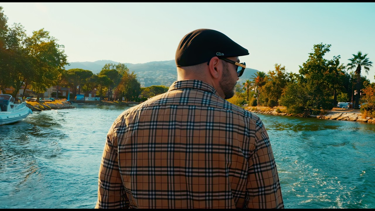 Guarda Sakal - PASSER DEVANT (Clip officiel) su YouTube Guarda Sakal - PASSER DEVANT (Clip officiel) su YouTube