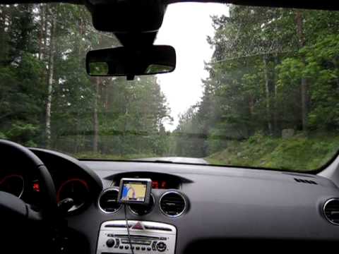 Peugeot 308 1,6T in rain part 2