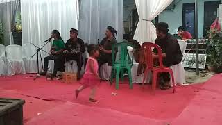 Live musik by oce senja .... Mantap