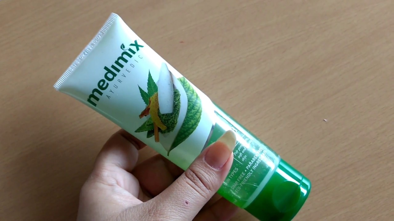 Medimix Ayurvedic Face Wash with 6 Essential Herbs Paraben free