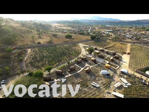 Vidéo: Dormez Dans Un Tonneau De Tequila Géant Dans Un Hôtel De Distillerie Mexicaine Unique En Son Genre