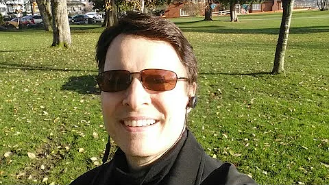 Outside in Vancouver learning English  | Learn English Live with Steve Ford