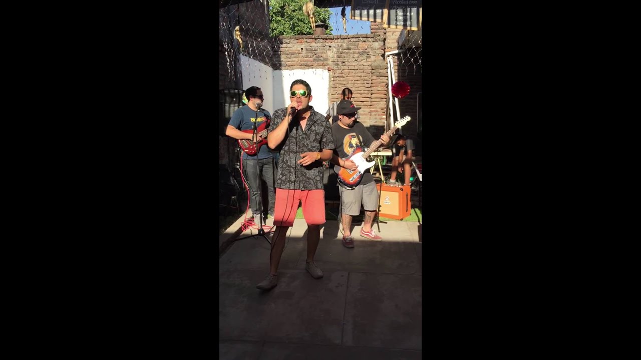 Watch Eme - Ayer - en vivo - @bazarfuria on YouTube Watch Eme - Ayer - en vivo - @bazarfuria on YouTube