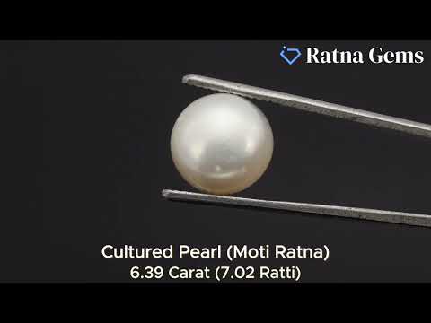Product Video for: Cultured Pearl Stone (Moti Ratna) 6.39 Carat (7.02 Ratti) Round Button Shape