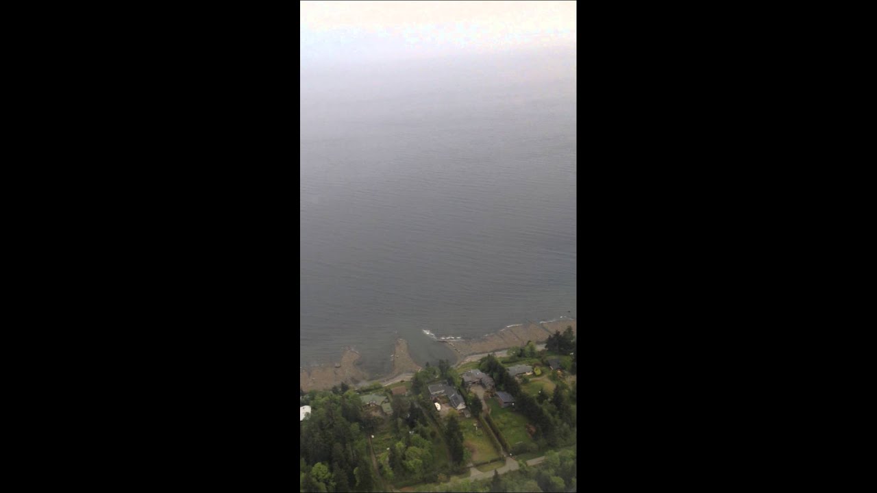 Landing at YQQ from YEG