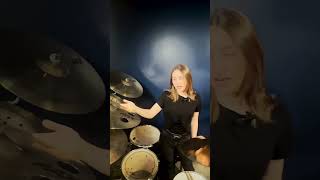 Lauren Young has been making waves