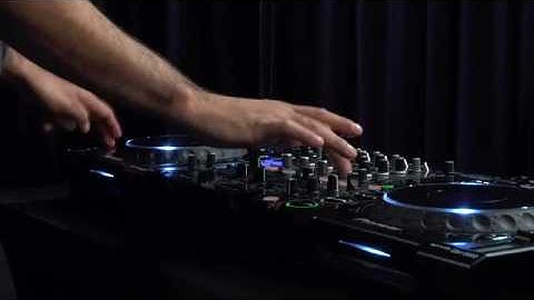 CDJ-2000: Snap and Stab