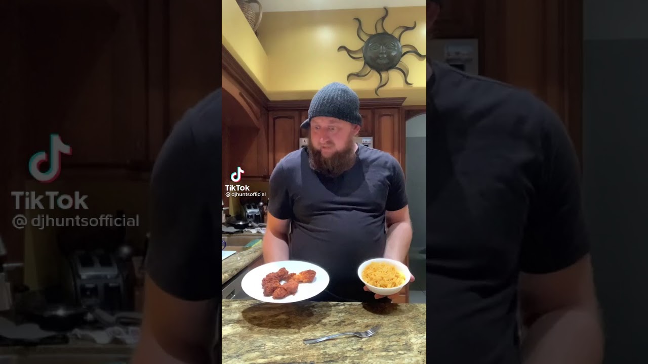 MaCaRoNi WiTh tHe cHiCkEn sTrIpS YouTube