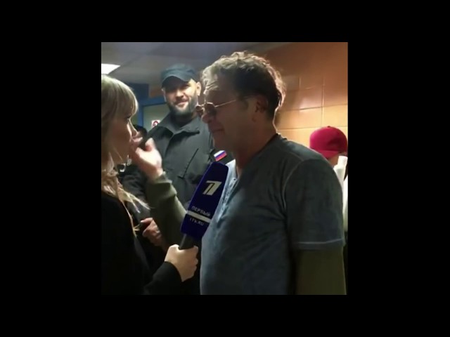 Алла Михеева пытается взять интервью у Григория Лепса (2017)