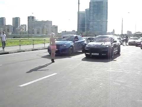 Which Is Better Bmw X6 Or Porsche Cayenne