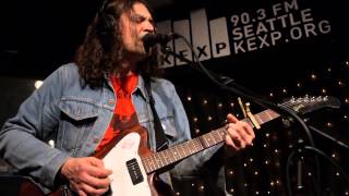 Vignette de la vidéo "The War on Drugs - Red Eyes (Live on KEXP)"