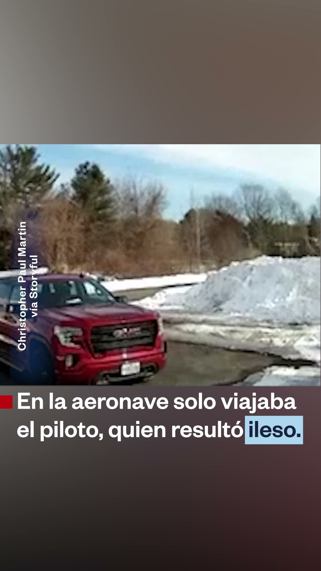 Cámara de seguridad registró el momento en que una avioneta se estrella en Hampton, New Hampshire