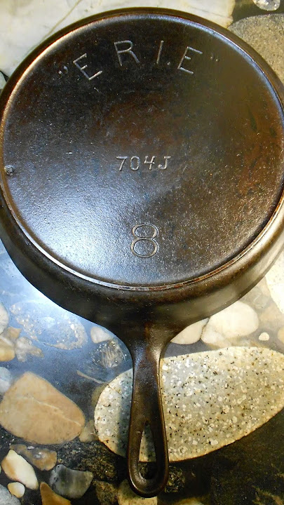 Unboxing A Rare Vintage Griswold Cast Iron Skillet in 2019 