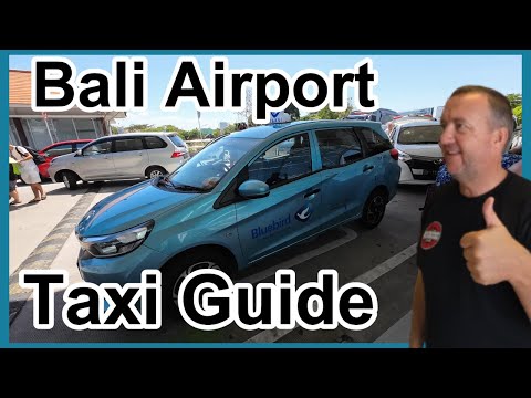 Video: Jak jezdit Blue Bird Taxi & Ostatní na Bali, Indonésie