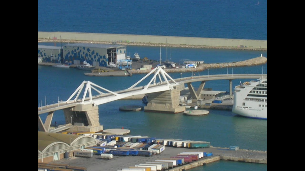 VISTAS DEL PUERTO DE BARCELONA DESDE EL CASTILLO MONTJUIC