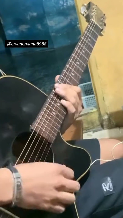Joker - cinta sebenarnya melodi #coverakustik #jokerband #videoshort #guitar #capcut #cover #musik