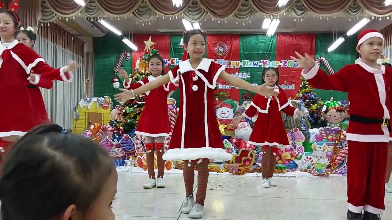 การแสดงจากชมรมนาฏศิลป์โรงเรียนวัดนางนอง(พิพัฒน์) ปี 2567