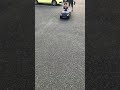 1歳児と8歳児がドライブ 電動乗車 ラジコンカー