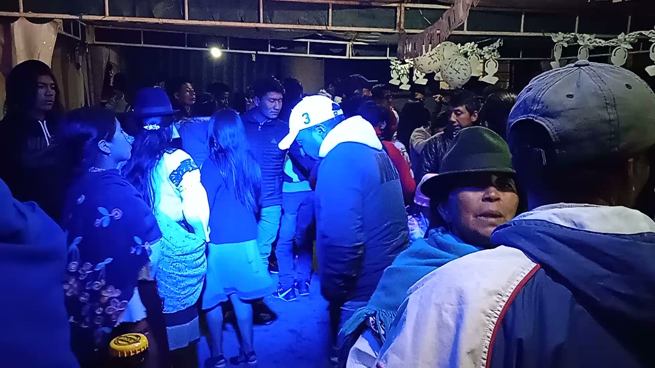 Tropifiesta :chulla patita , con la linda gente de el Abra