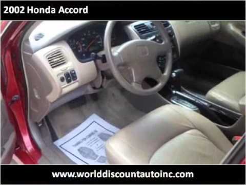 Video: 2002 -ci il Honda Accord əyləcini necə dəyişirsiniz?
