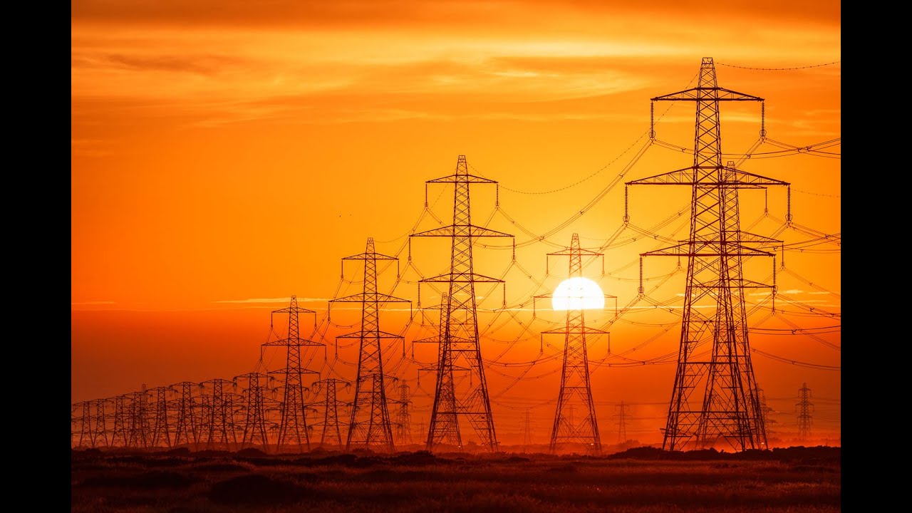 Walking Dungeness: Lighthouse, Power Station & Nature Reserve | 2-Day Scenic Coastal Hike