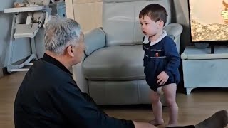 할아버지와 손자 말다툼 Grandpa and baby have an argument