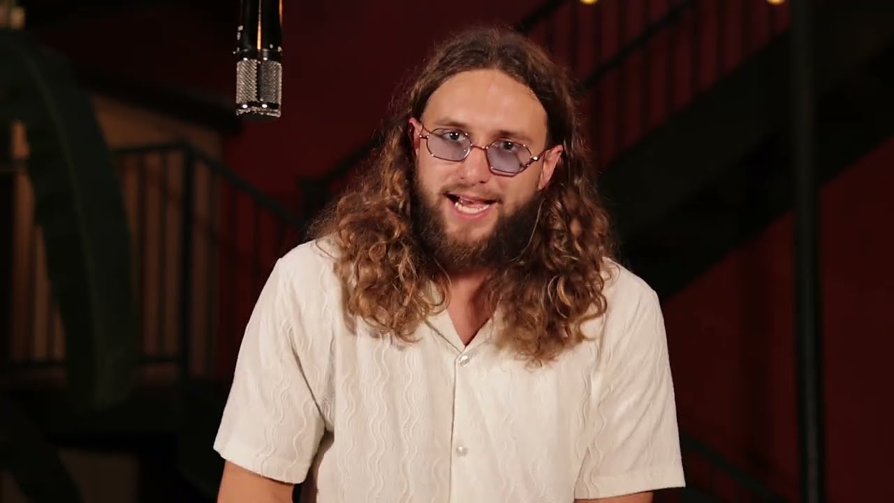 Artigue “Rocky” (Live Performance) | Drop Mic