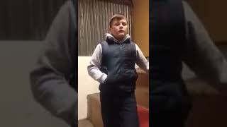 Traveller boy singing (There hanging me tonight)