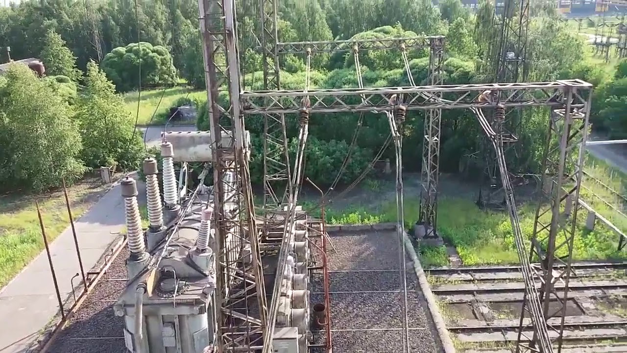 Какая функция масла в трансформаторе и выключателе?
