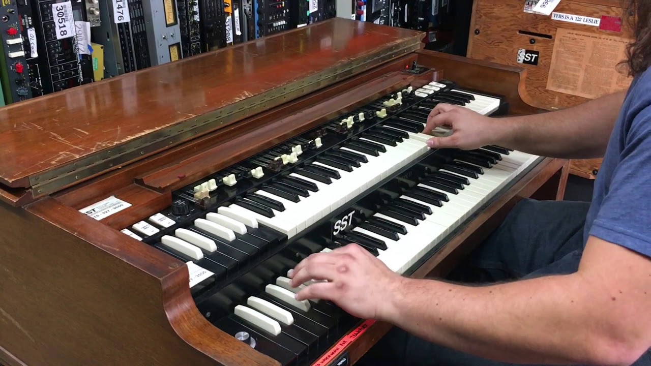 1969 Hammond B3 Organ And Leslie 122 Speaker Cabinet Youtube