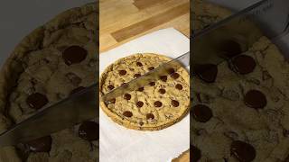cookie pizza asmr #cookies #food #cooking #baking #foodie