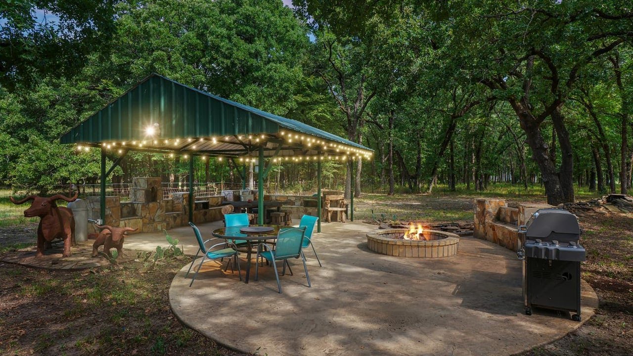 12260 Co Rd 4017, Kemp, TX