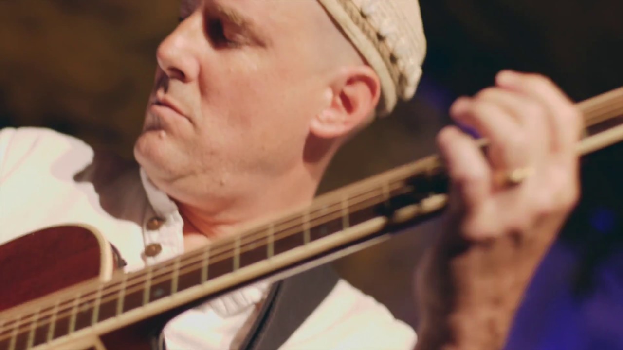 Παρακολούθηση Shadows — David LaMotte (instrumental) στο YouTube Παρακολούθηση Shadows — David LaMotte (instrumental) στο YouTube