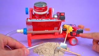 Amazing MINI CONCRETE PUMP made with Recyclable Materials