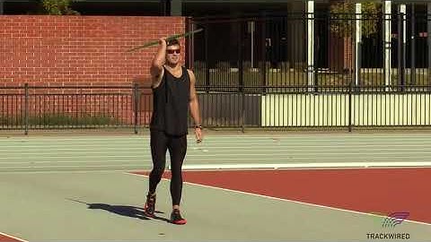 Javelin+Full+Approach+Throw