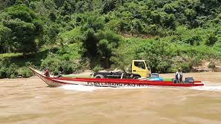 Labang jago muat truck