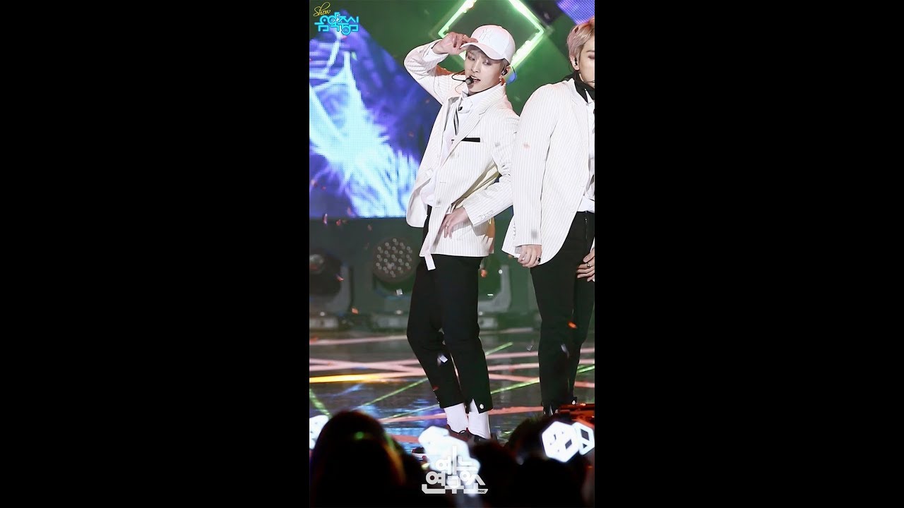 [예능연구소 직캠] 엑소 첸백시 花요일 시우민 Focused @쇼!음악중심_20180414 Blooming Day EXO-CBX XIUMIN