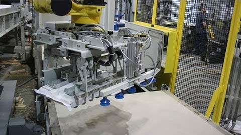 Robotic Drum and Bag Palletizer (RPL-9000, Formerly AR-200)