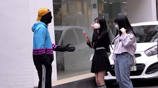Fake Mannequin Scare Prank In Korea