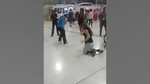 Donnie Sellers breakdancing