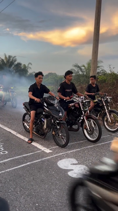 mx king vs rx king #shorts #shortvideo #shortsvideo #mxking #rxking #rxkingindonesia #viralvideo